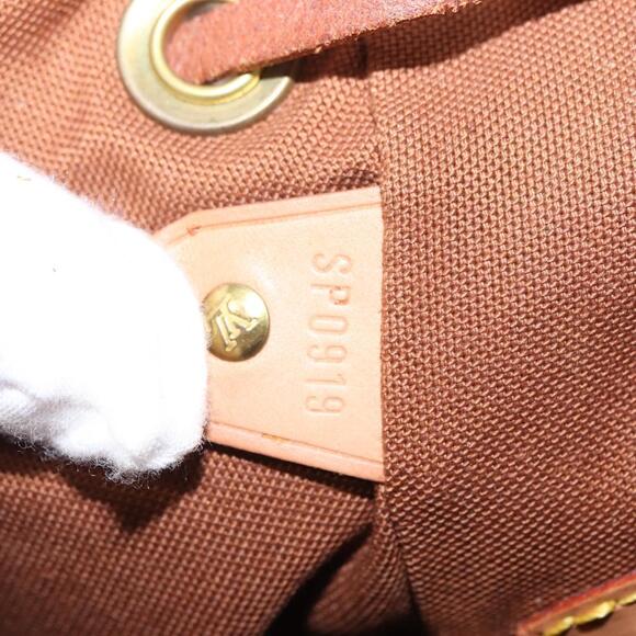 LOUIS VUITTON Monogram Montsouris MM Backpack M51136 LV Auth 157302V - Picture 11 of 16